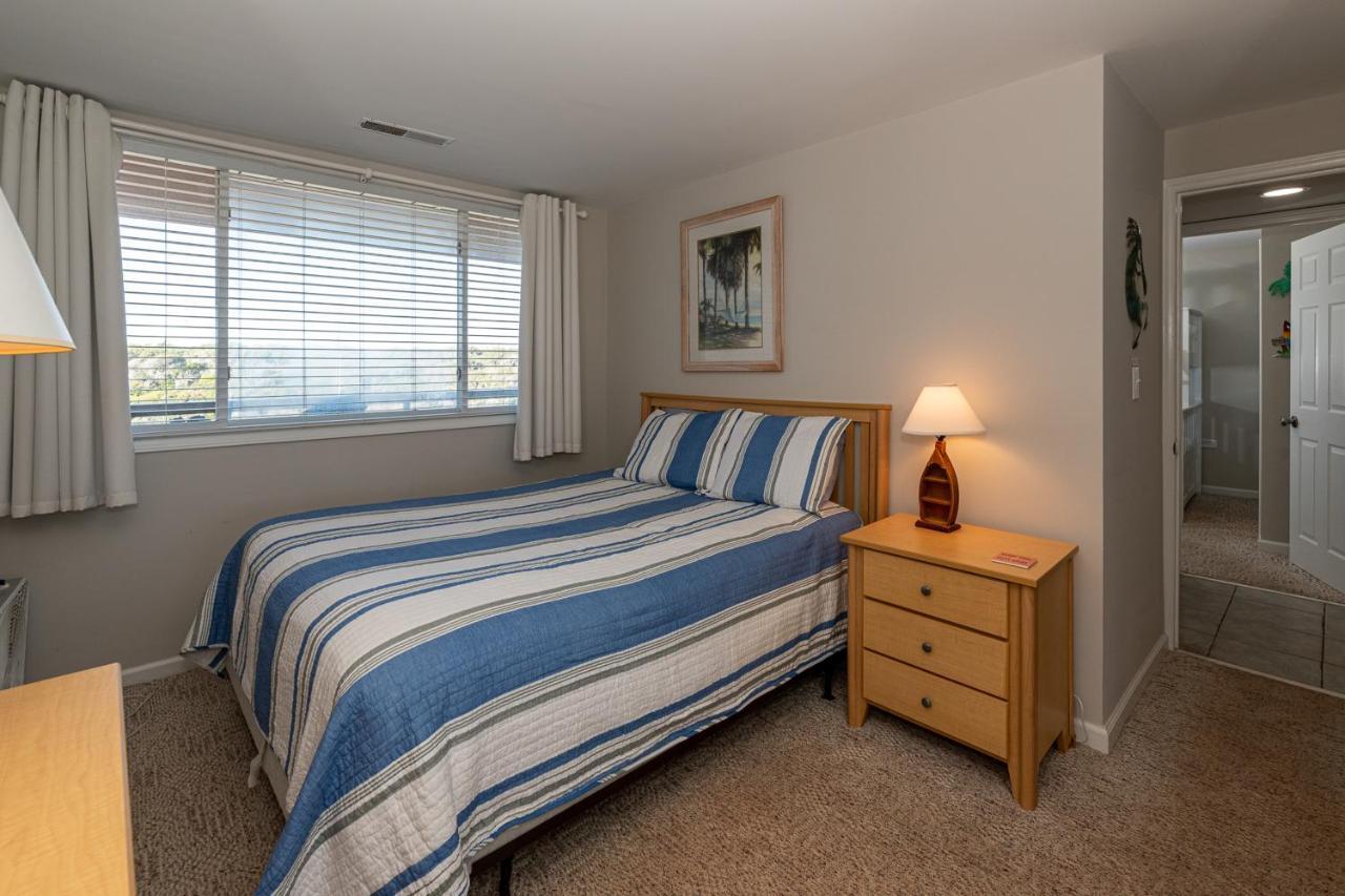 Beachwalk Pine Knoll Shores Exterior photo