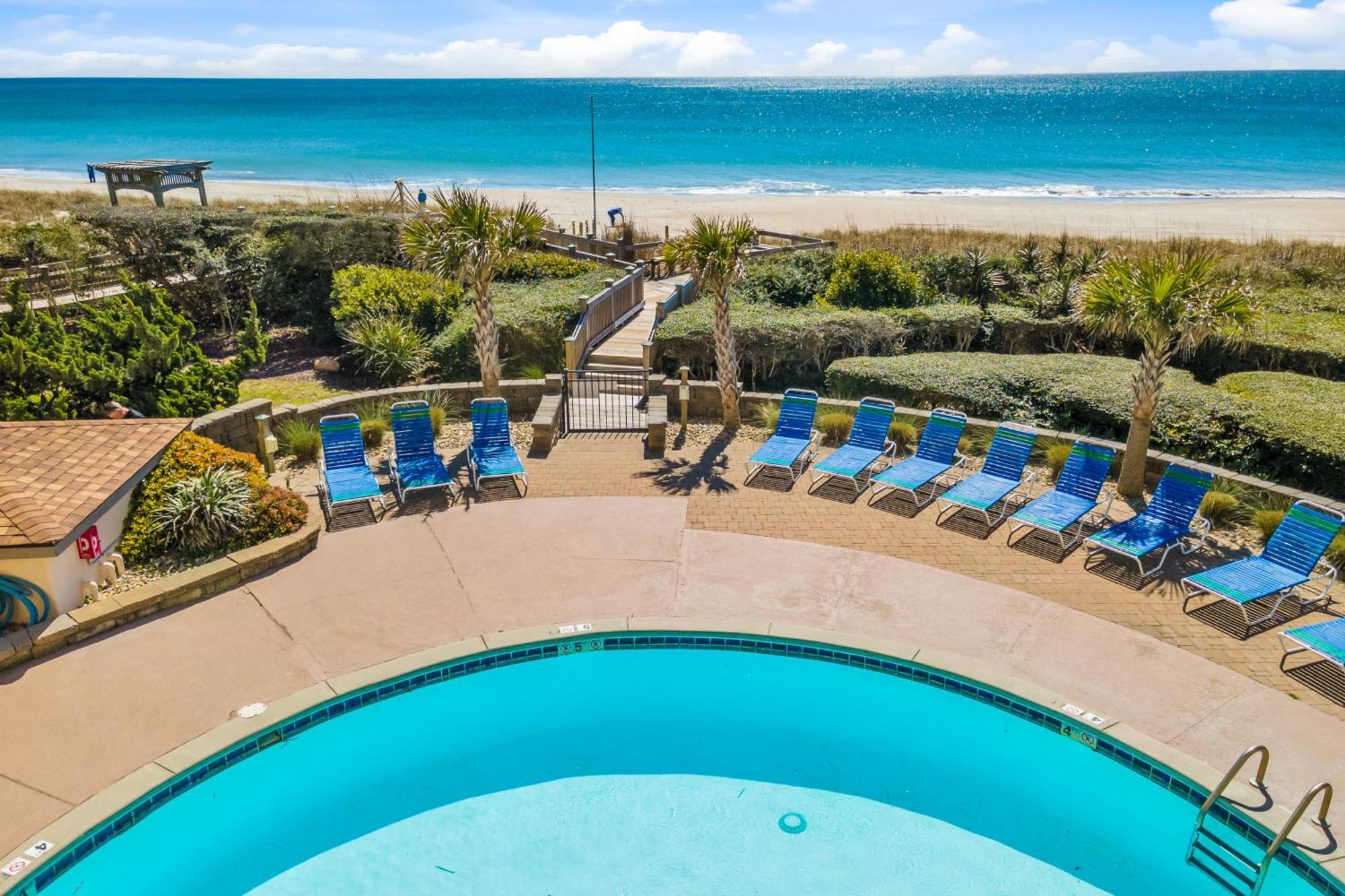 Beachwalk Pine Knoll Shores Room photo