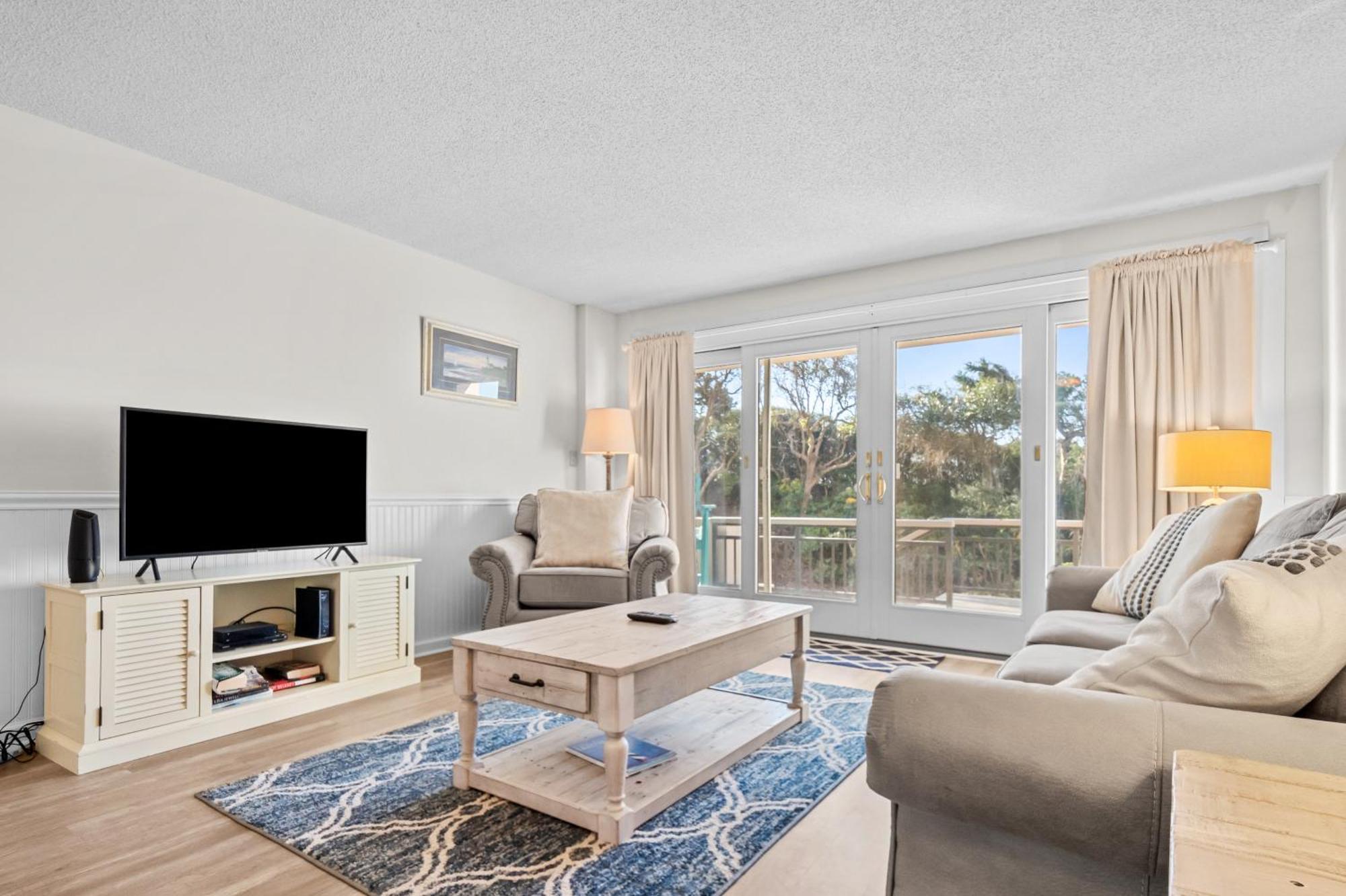 Beachwalk Pine Knoll Shores Room photo