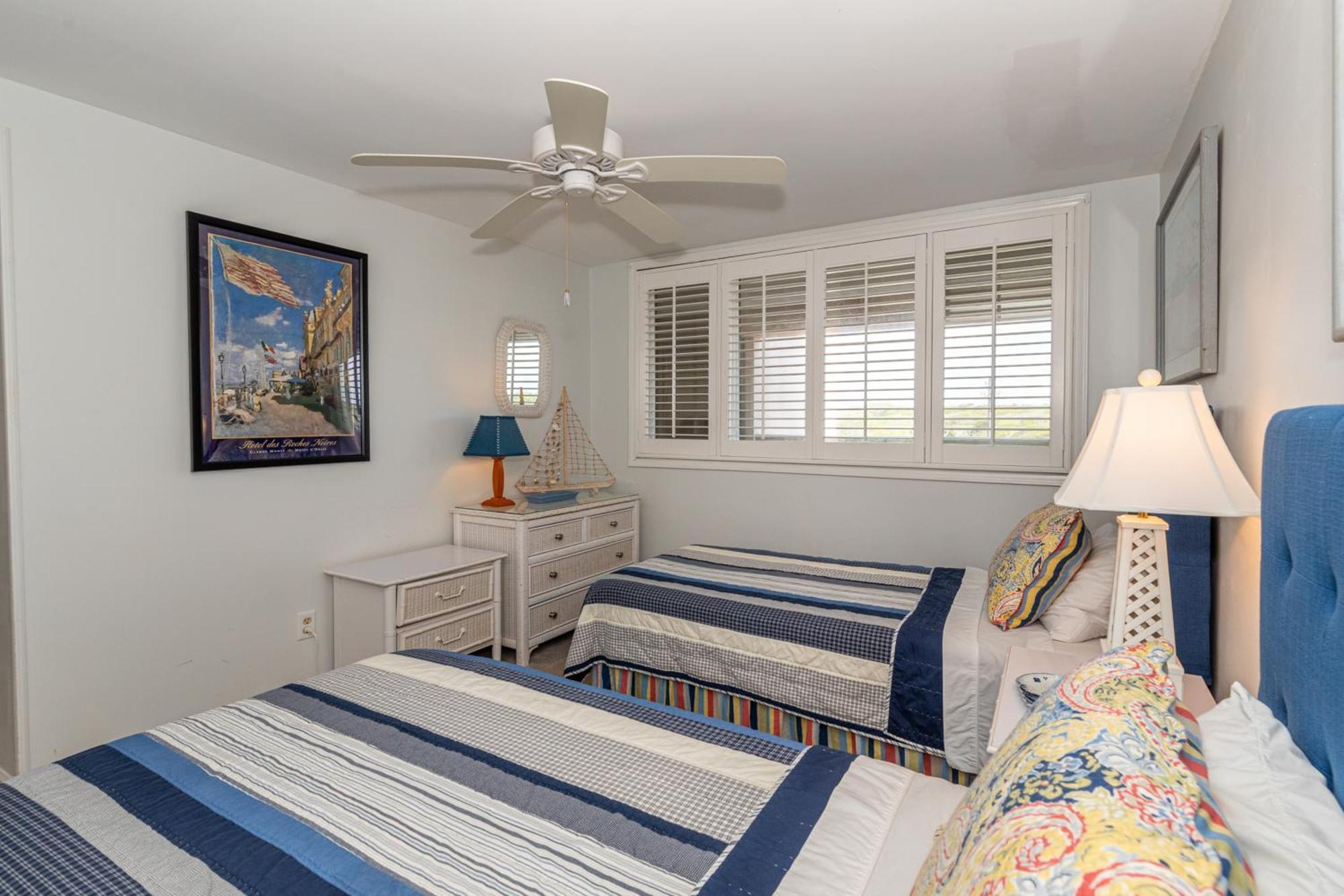 Beachwalk Pine Knoll Shores Room photo