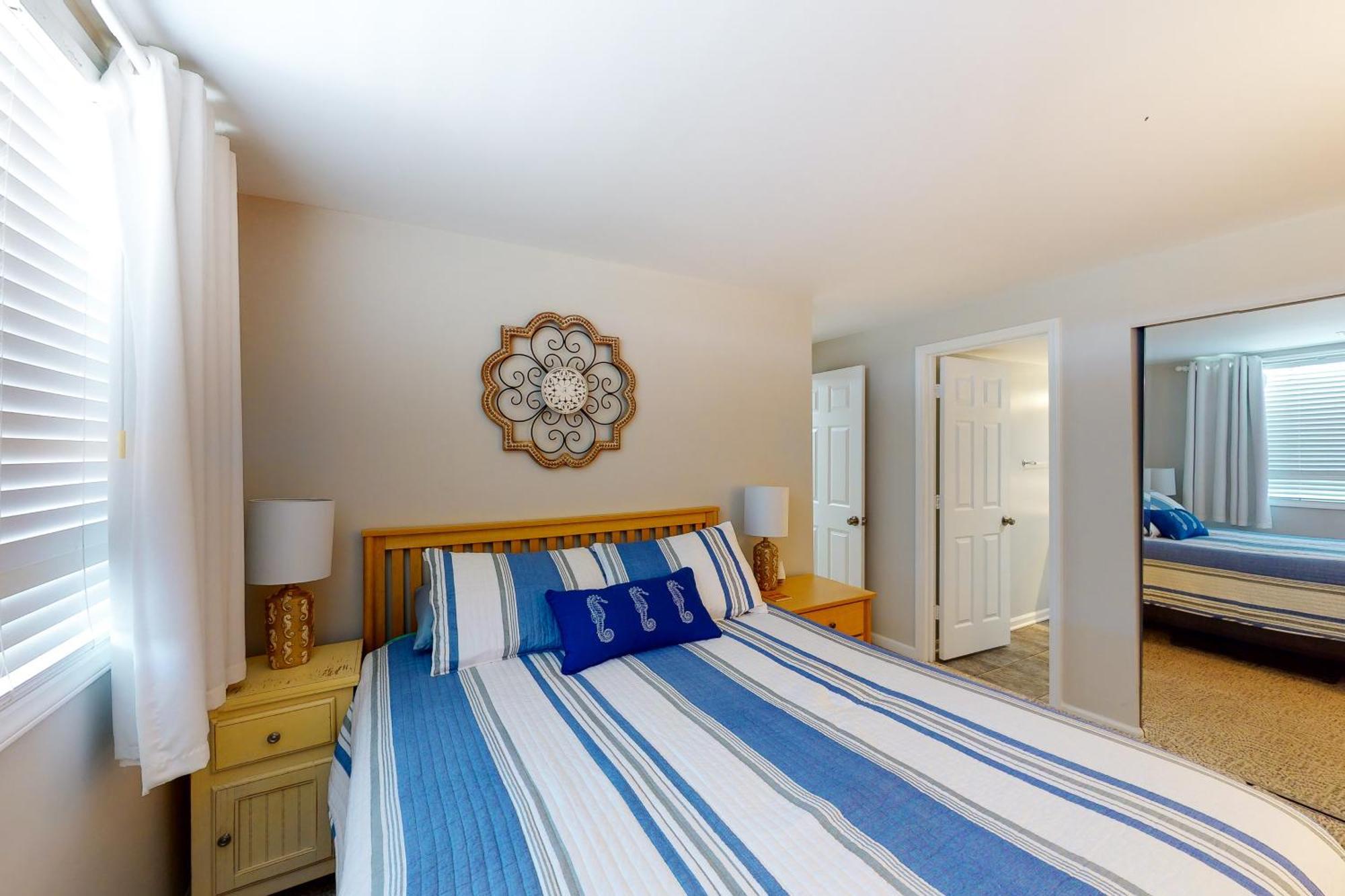 Beachwalk Pine Knoll Shores Room photo